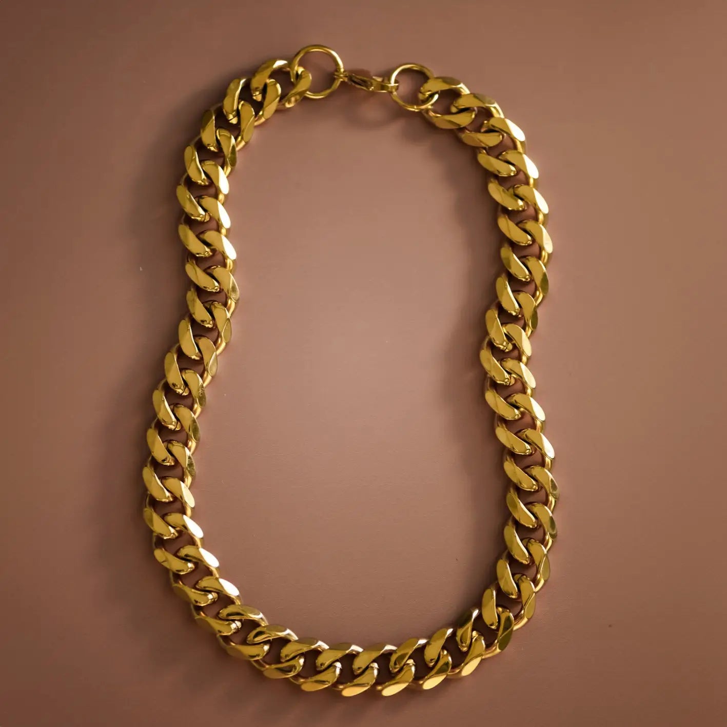 18k GOLD STAINLESS STEEL CHAIN NECKLACE