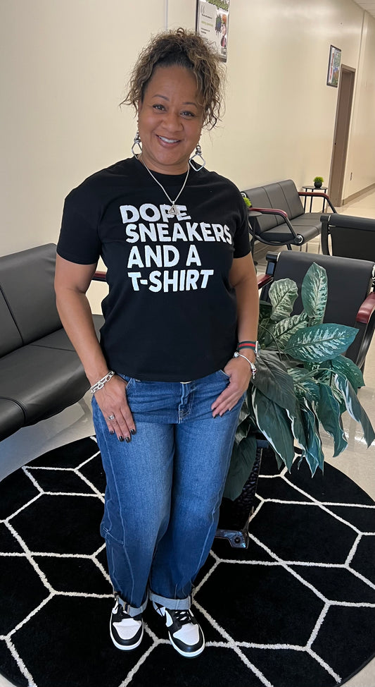 SEQUINS DOPE SNEAKERS T-SHIRT